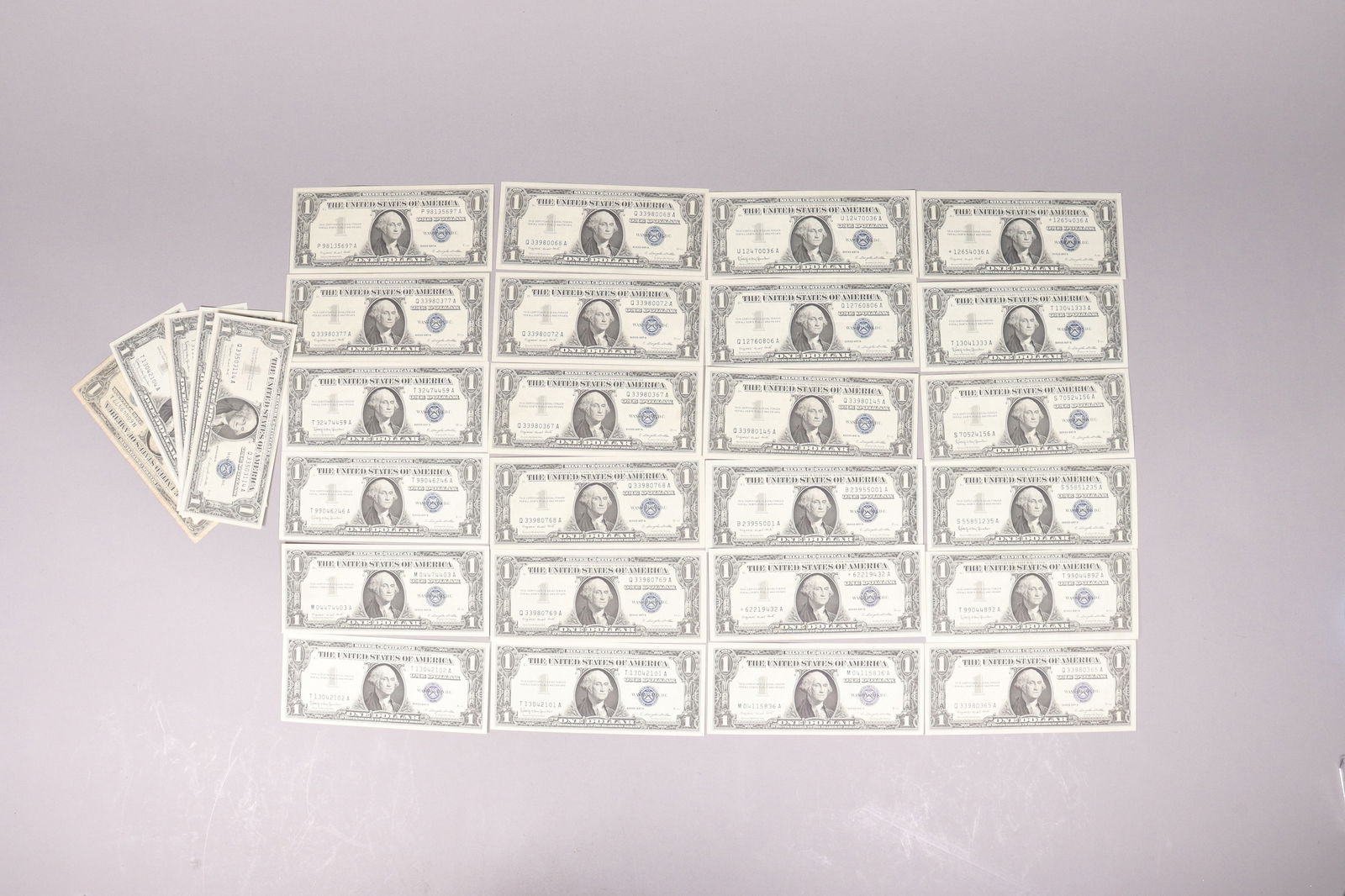 Lots U.S. silver certificates: Lots U.S. silver certificates.