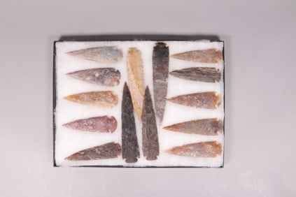 Lots large spear heads in box