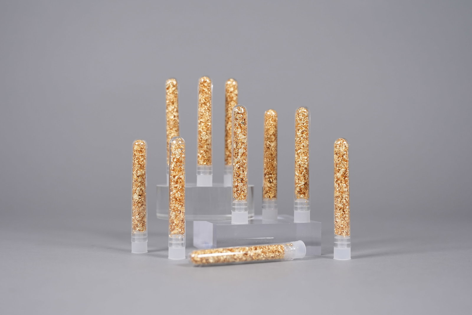 Lots gold flakes ungraded: Lots gold flakes ungraded, or did not tested. All sales are final, no return.
