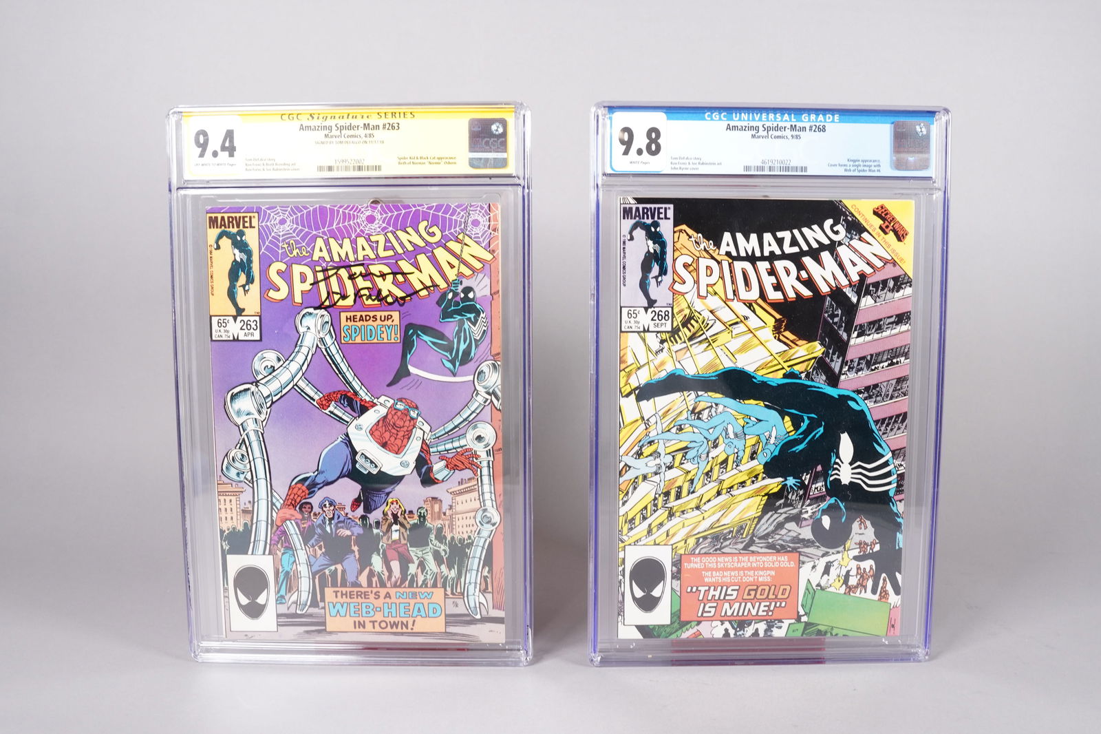 2 Spiderman comics CGC (1 of 6)