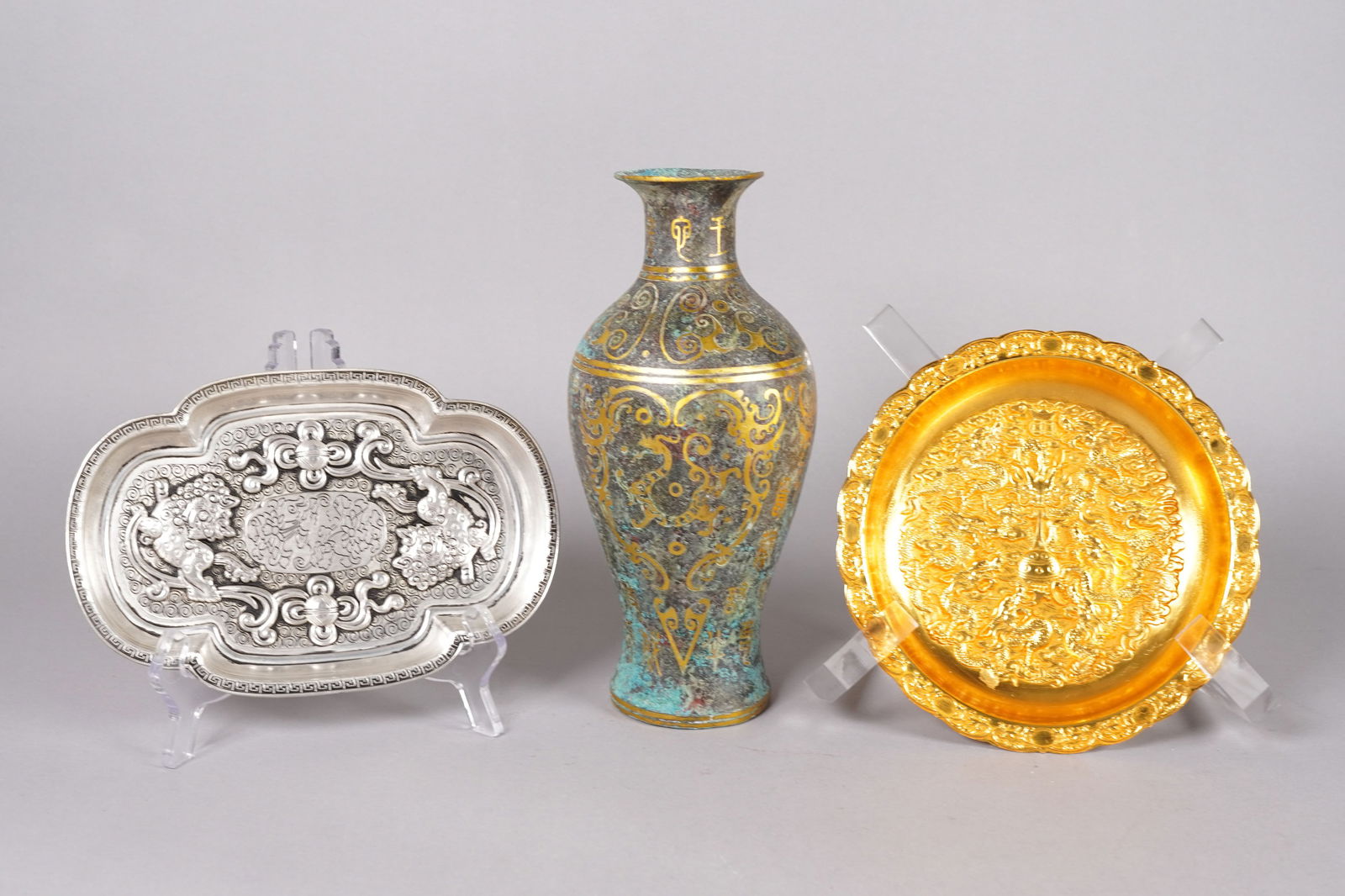 Lots Chinese items (1 of 7)