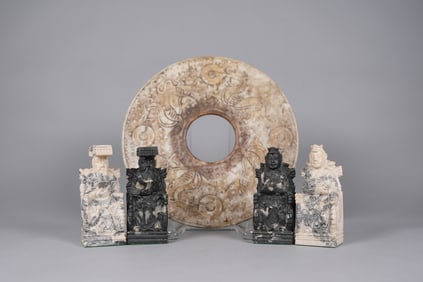 Lots Chinese carvings