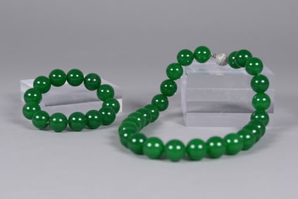 Lots Chinese apple green necklace