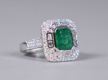 Platinum natural emerald diamond ring US 6.75