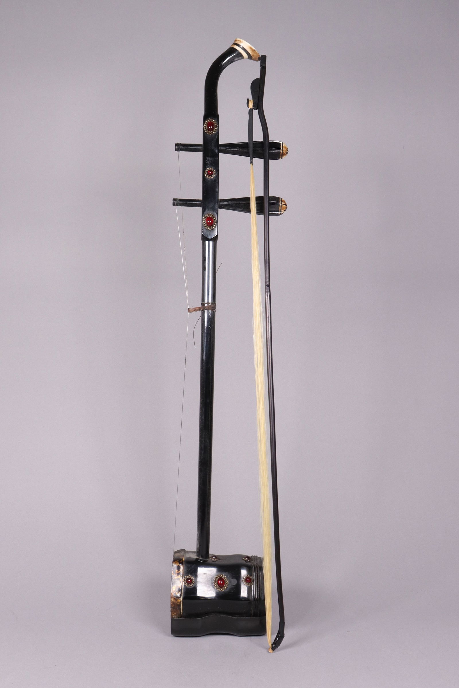 Chinese fine musical instrument: Chinese fine musical instrument.