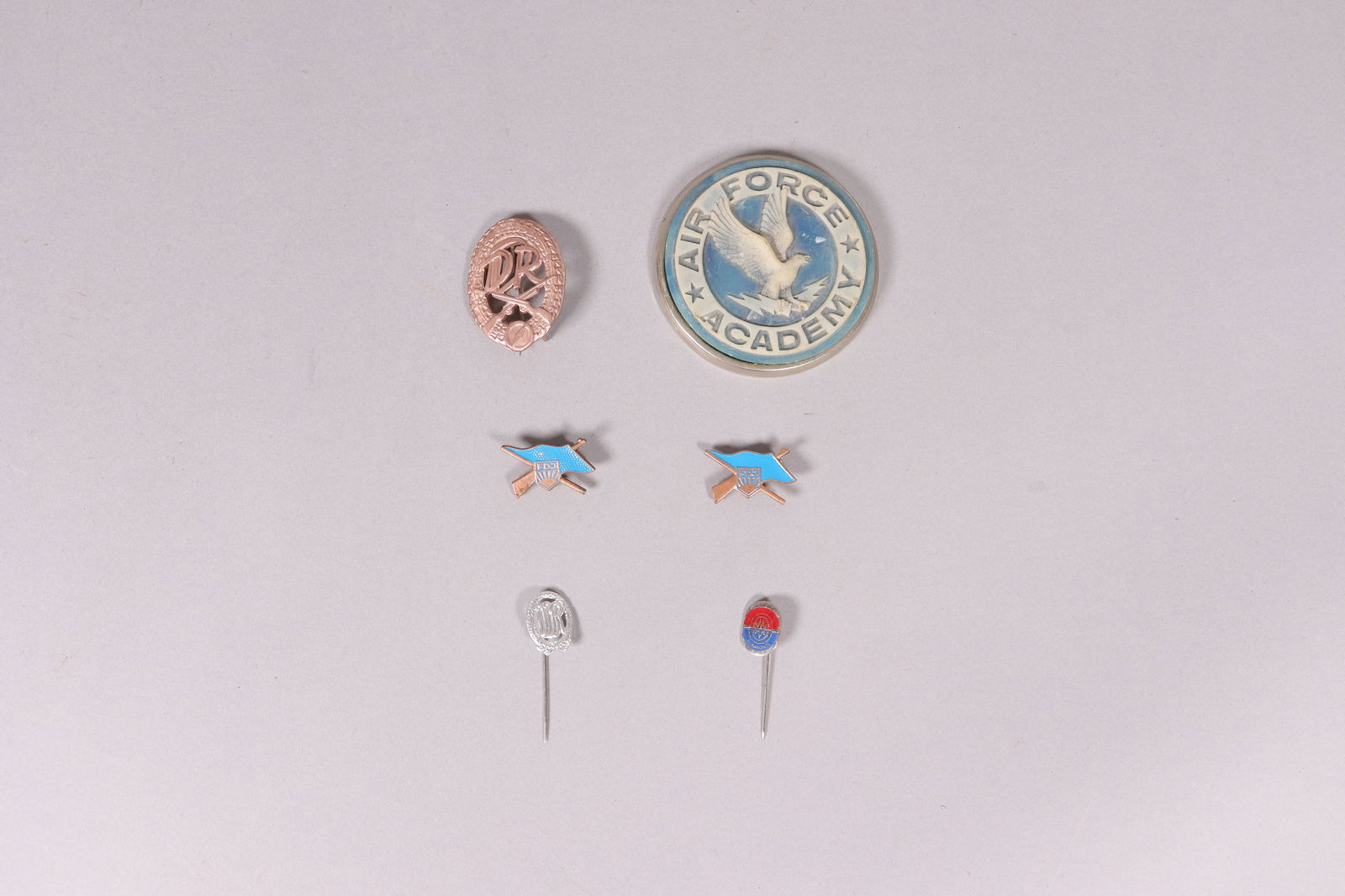 Lots random pins (1 of 6)