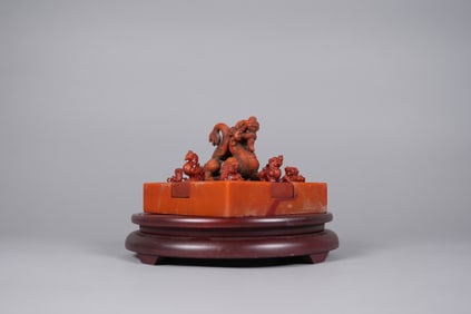 Lots Chinese carved items