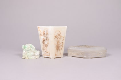 Lots Chinese carvings