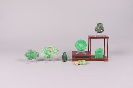 Lots Chinese carvings