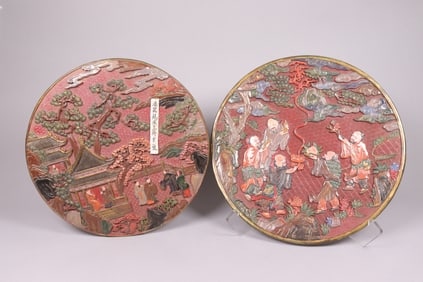 2 Chinese carved plates