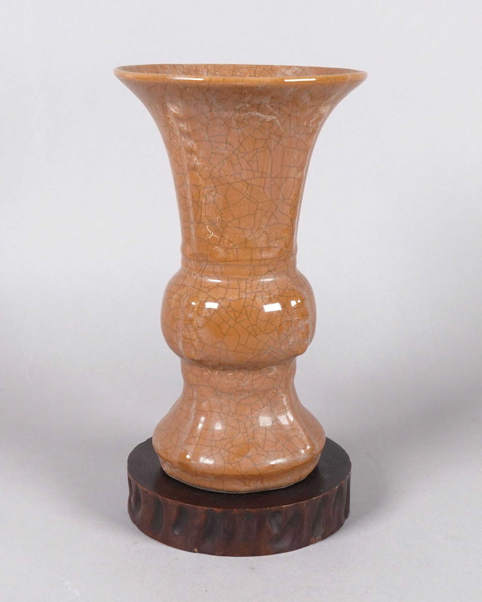 Chinese crackled vase: Chinese crackled vase. H: 9" x W: 5.5."
