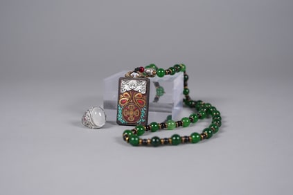 Lots Chinese fine items ungraded