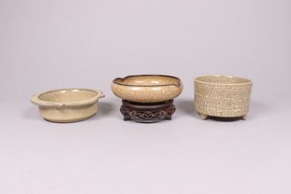 Lots Chinese crackled porcelains