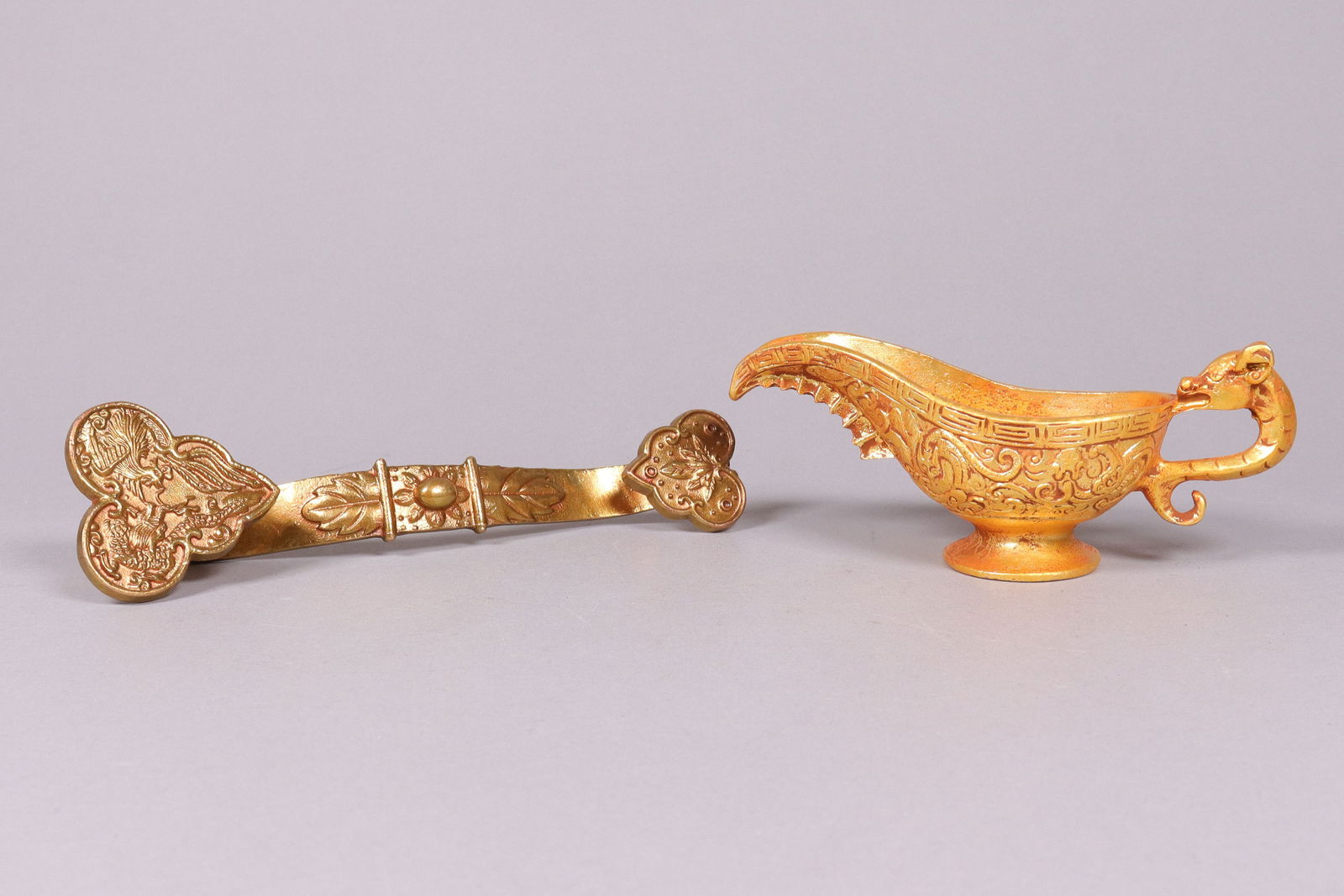 Lots Chinese gilted items (1 of 7)