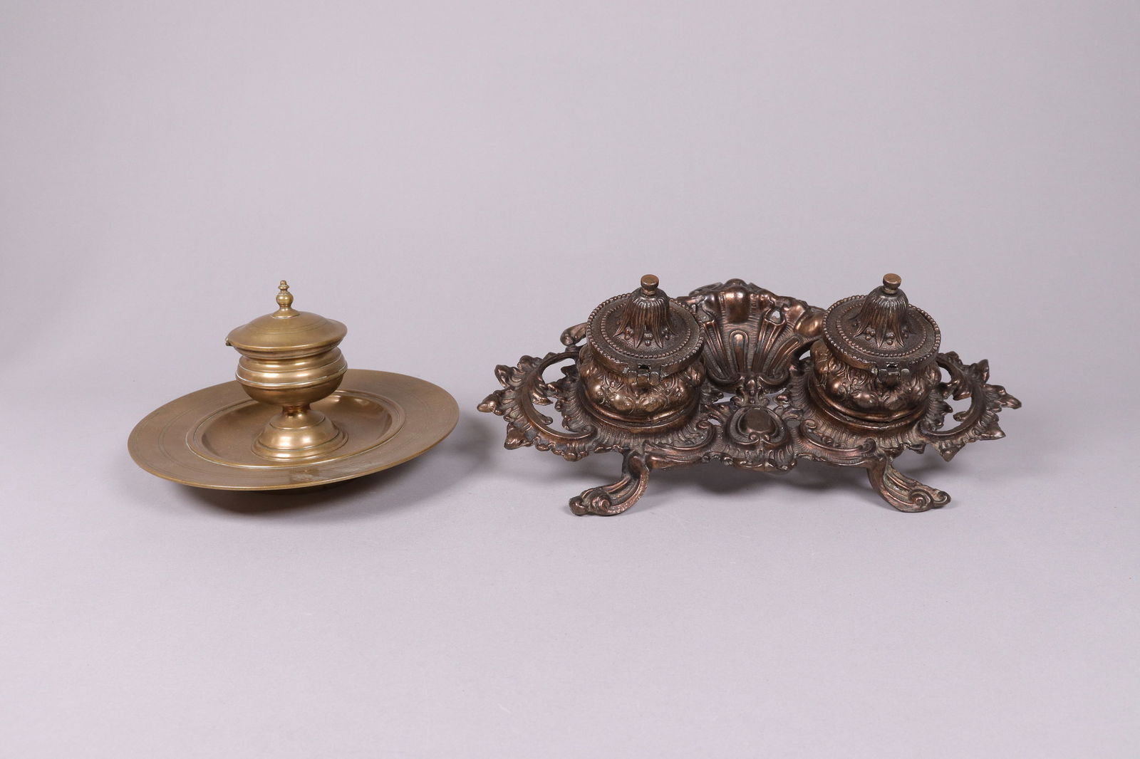 Lots antique brass inkwell (1 of 7)