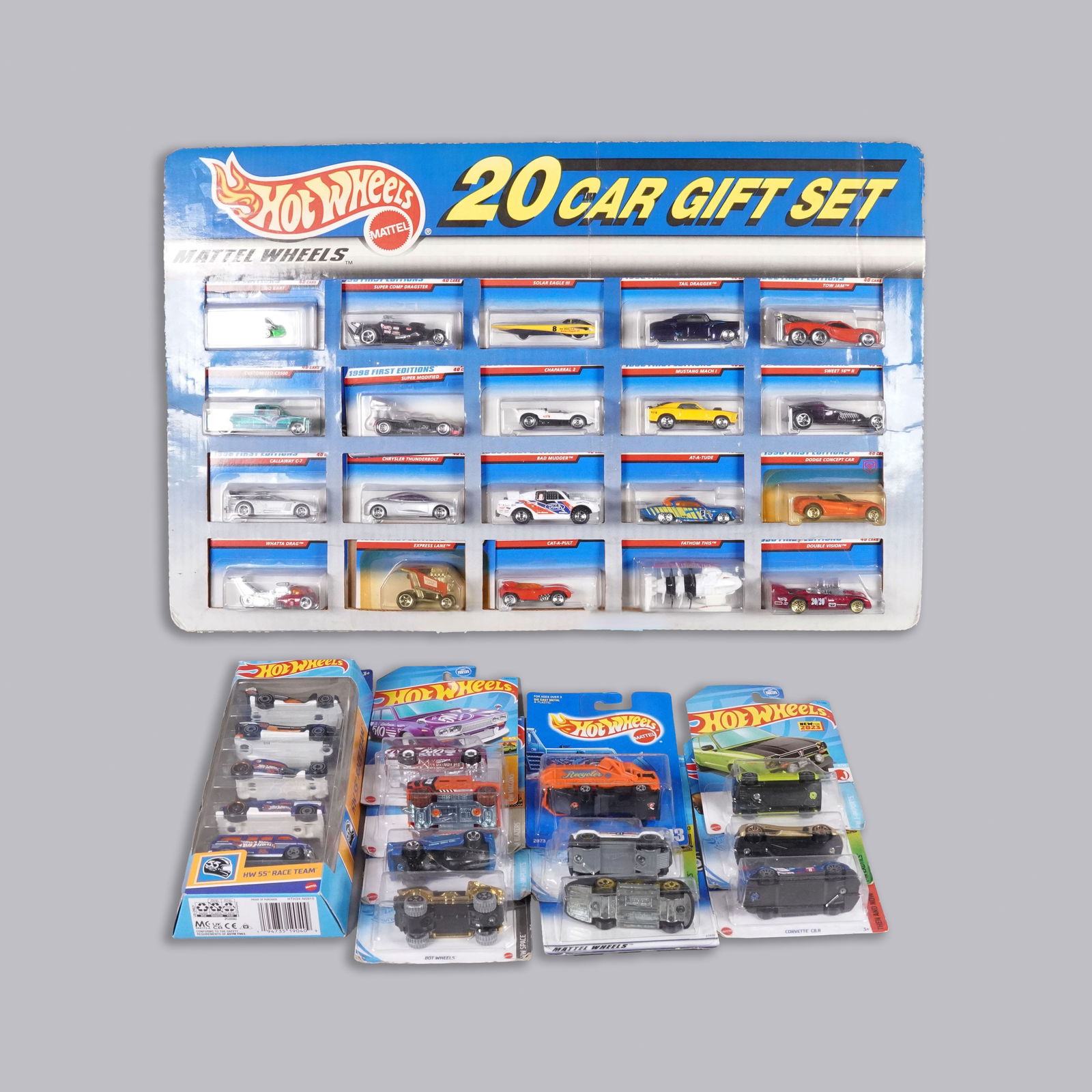 Lots Hot Wheels in original package (1 of 5)
