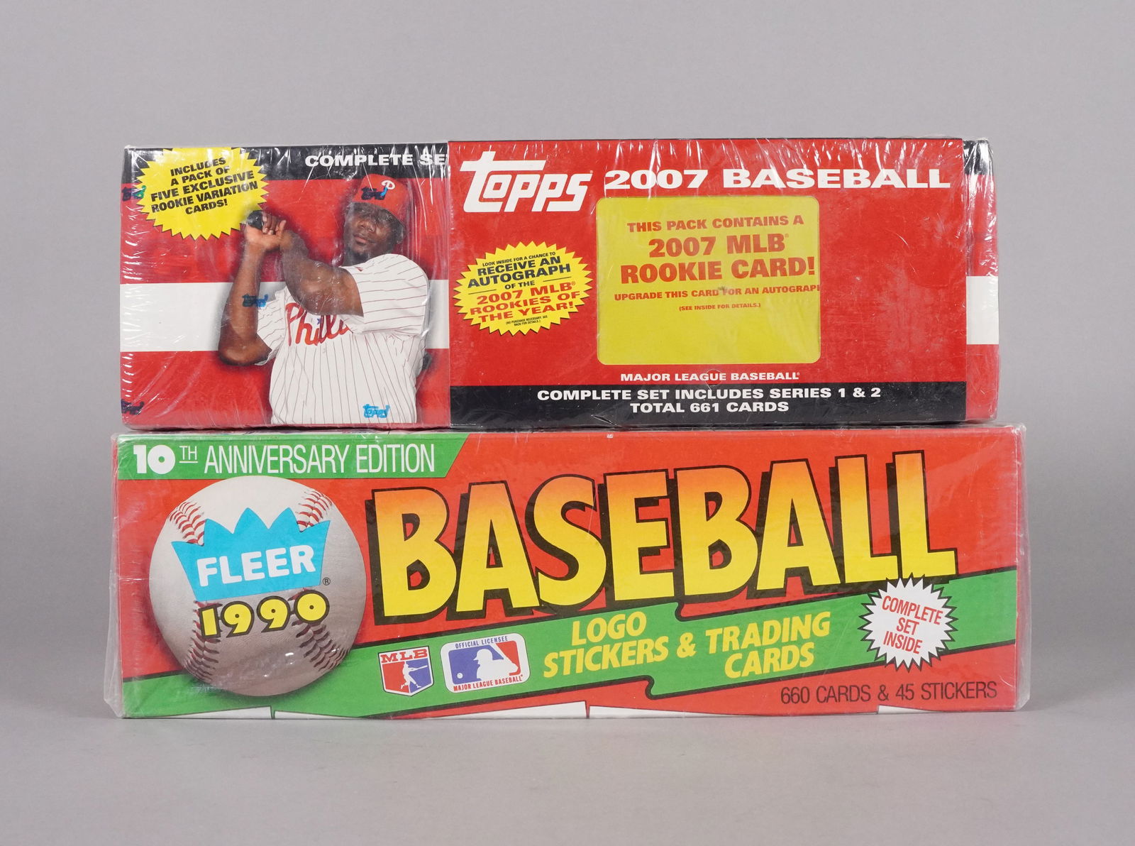 Lots baseball cards sealed in box (1 of 6)