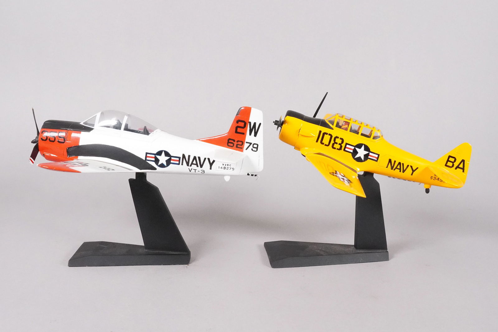 2 vintage Navy airline model (1 of 6)
