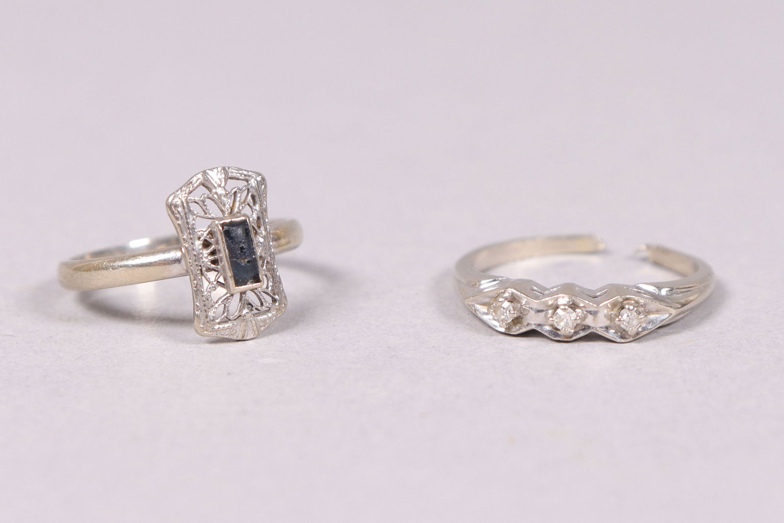 Lots gold diamond estate rings: Lots gold and diamond estate rings, one is 14 kt white gold ring with diamonds.