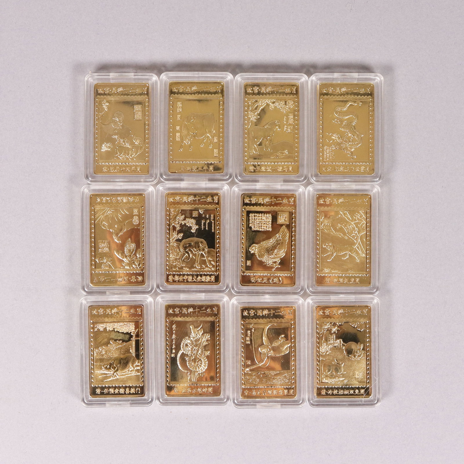 Lots Chinese ingots ungraded: Lots Chinese ingots ungraded or authenticated. We do not guarantee any material, age or grading. All sales are final, no return.