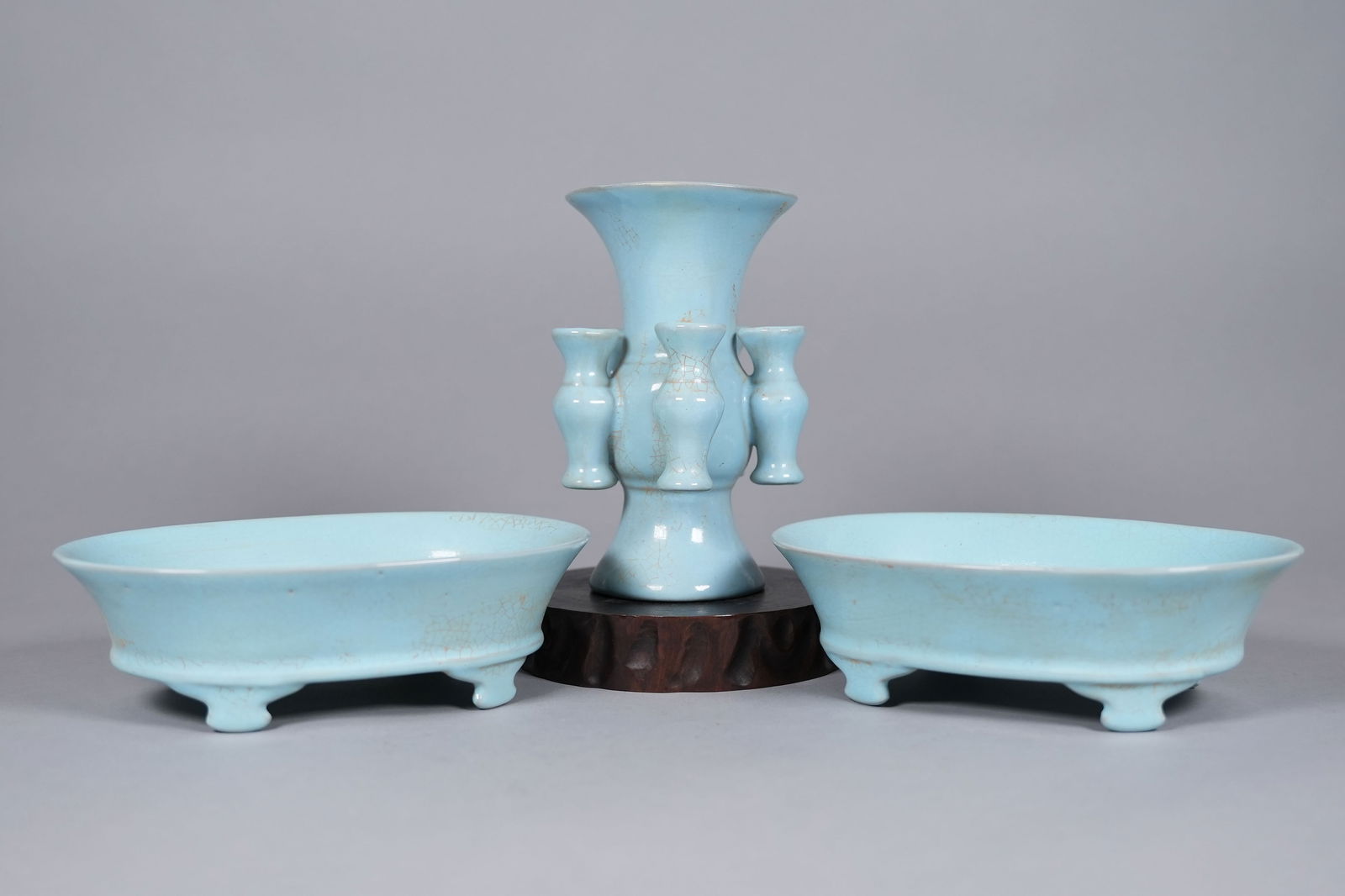 Lots Chinese celadon porcelains: Lots Chinese celadon porcelains, largest H: 6" x W: 3.6."