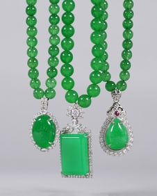 Lots Chinese apple green necklace
