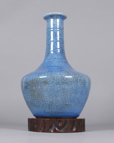 Chinese blue crackled vase