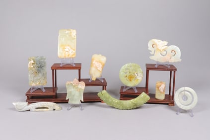 Lots Chinese jade carvings