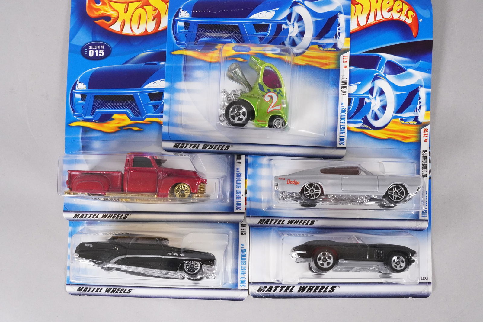 Lots Hot Wheels in original package - 5