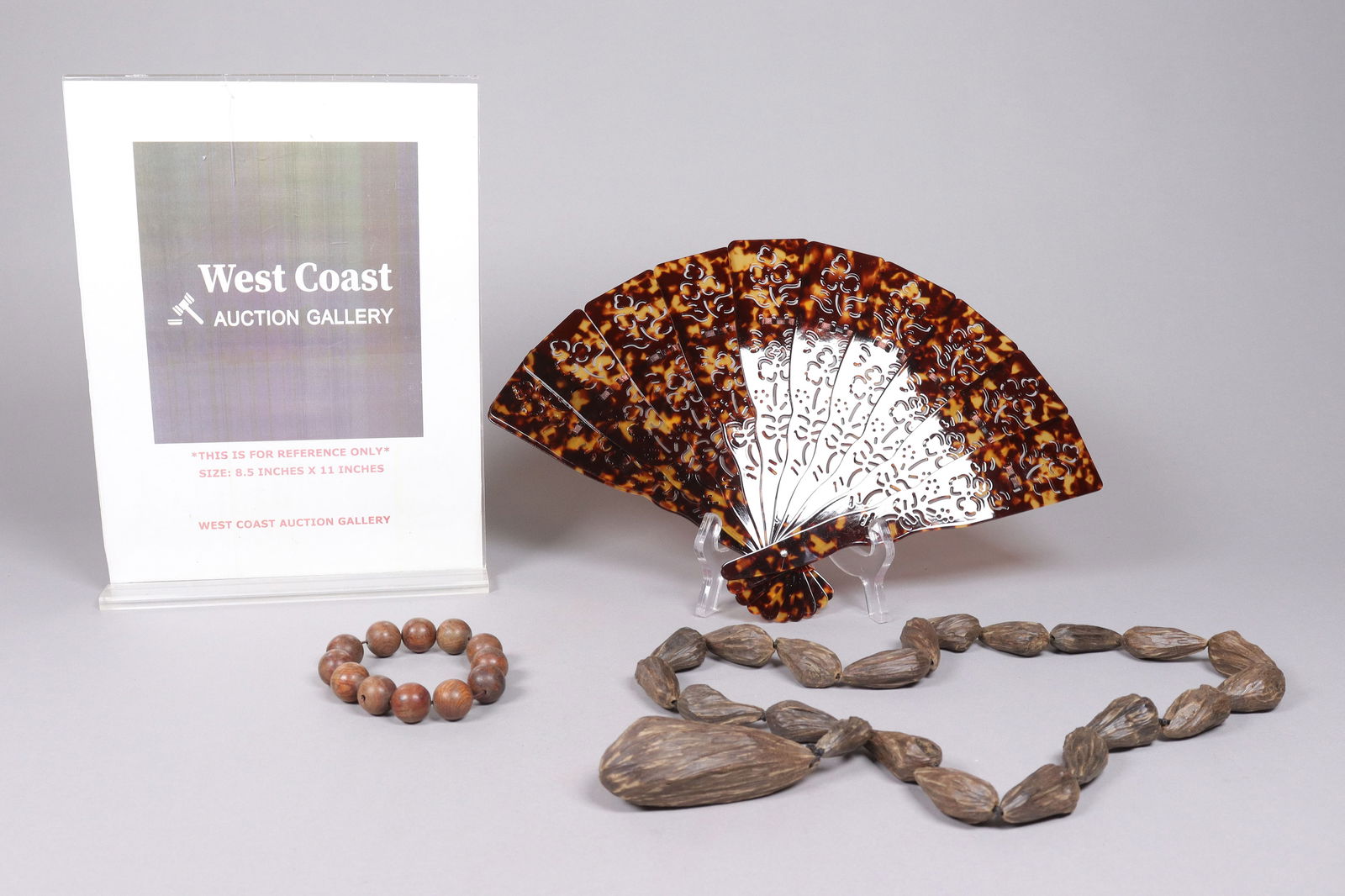 Lots Chinese items - 2