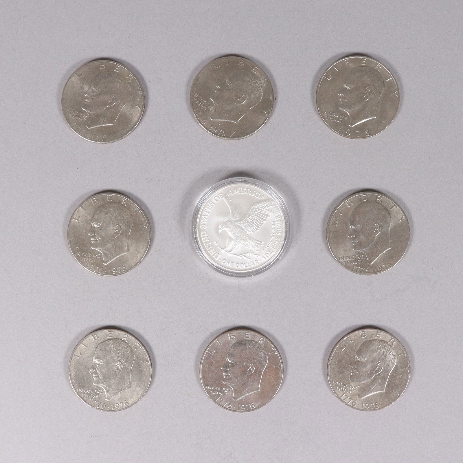 Lots coins ungraded: Lots coins ungraded or authenticated. We do not guarantee its age, material, markings or grading. Came from an estate. All sales are final, no return.