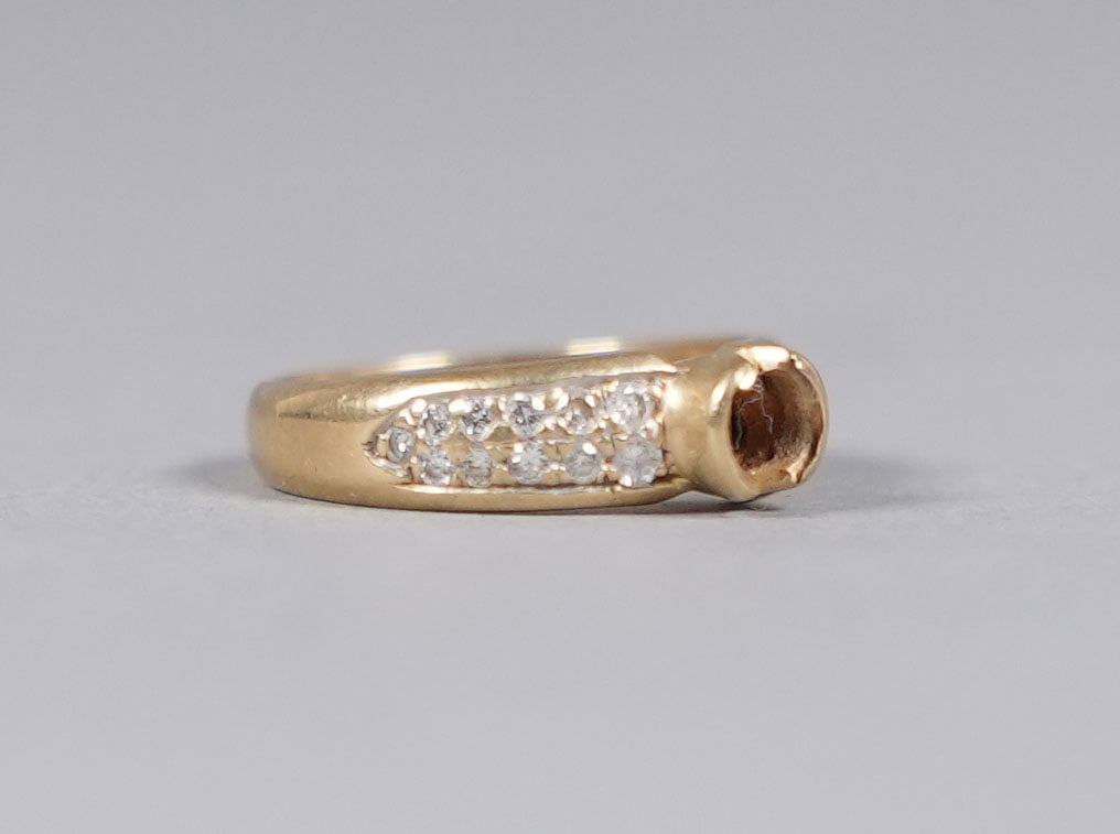 Lots gold estate ring - 4
