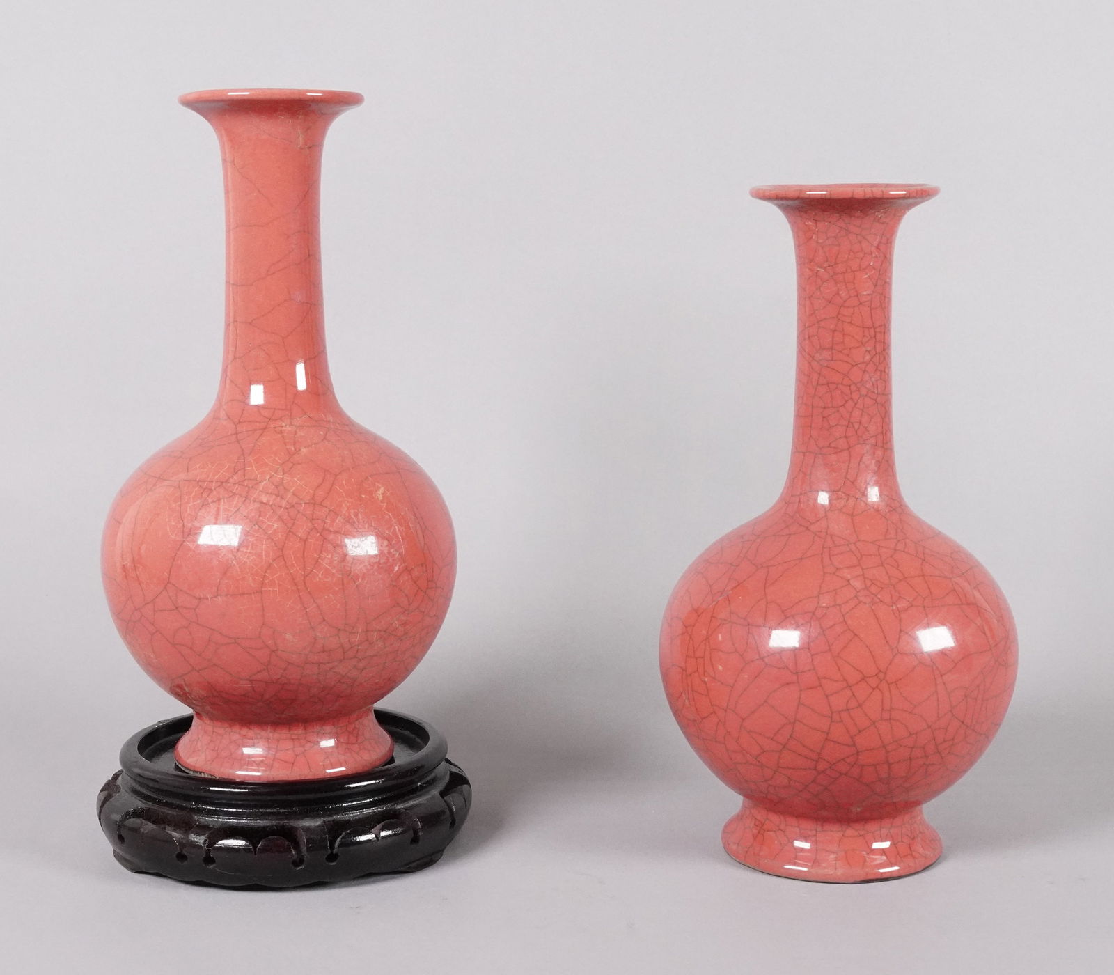 2 Chinese crackled vase (1 of 6)