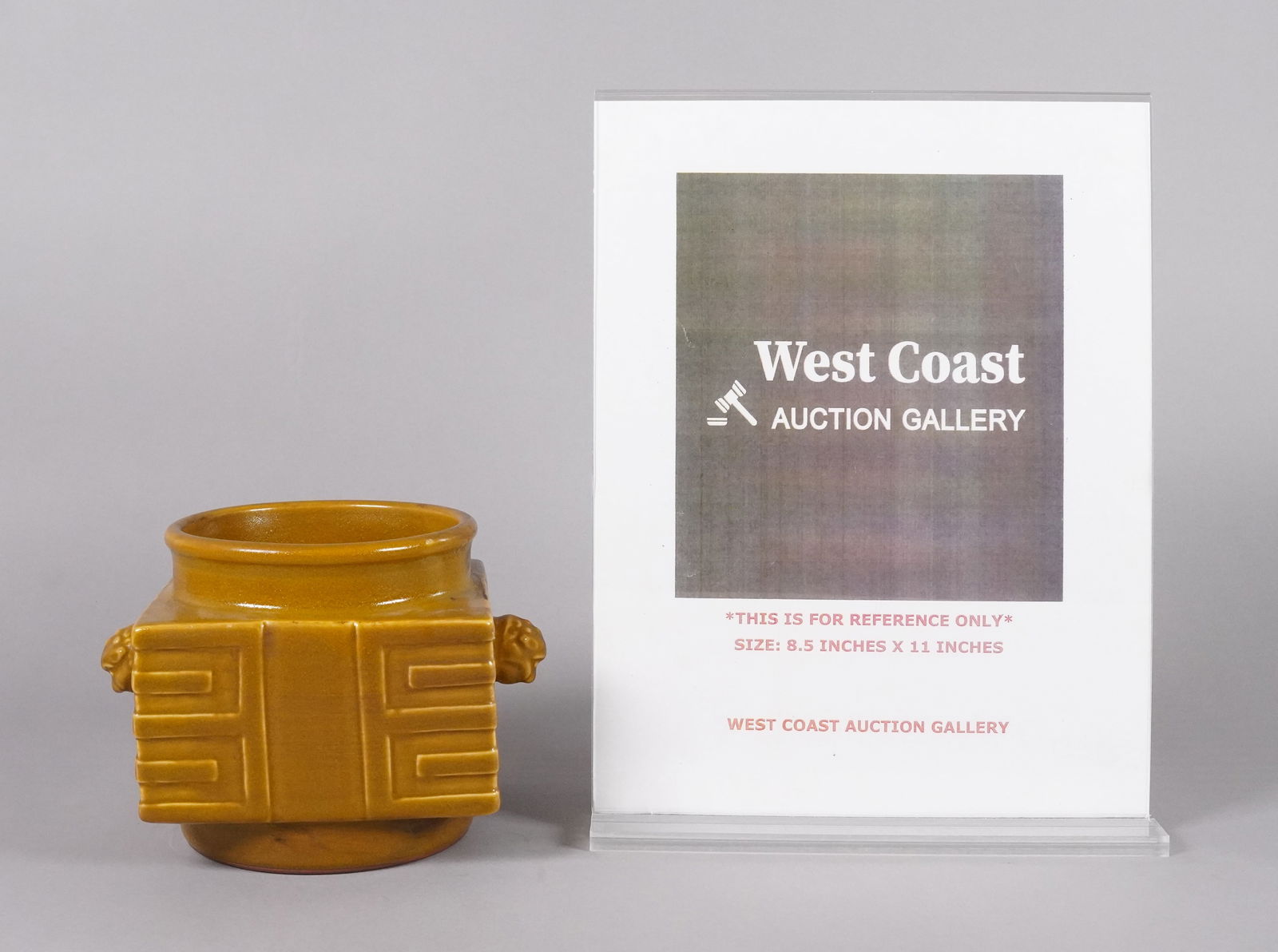 Chinese fine square vase - 2