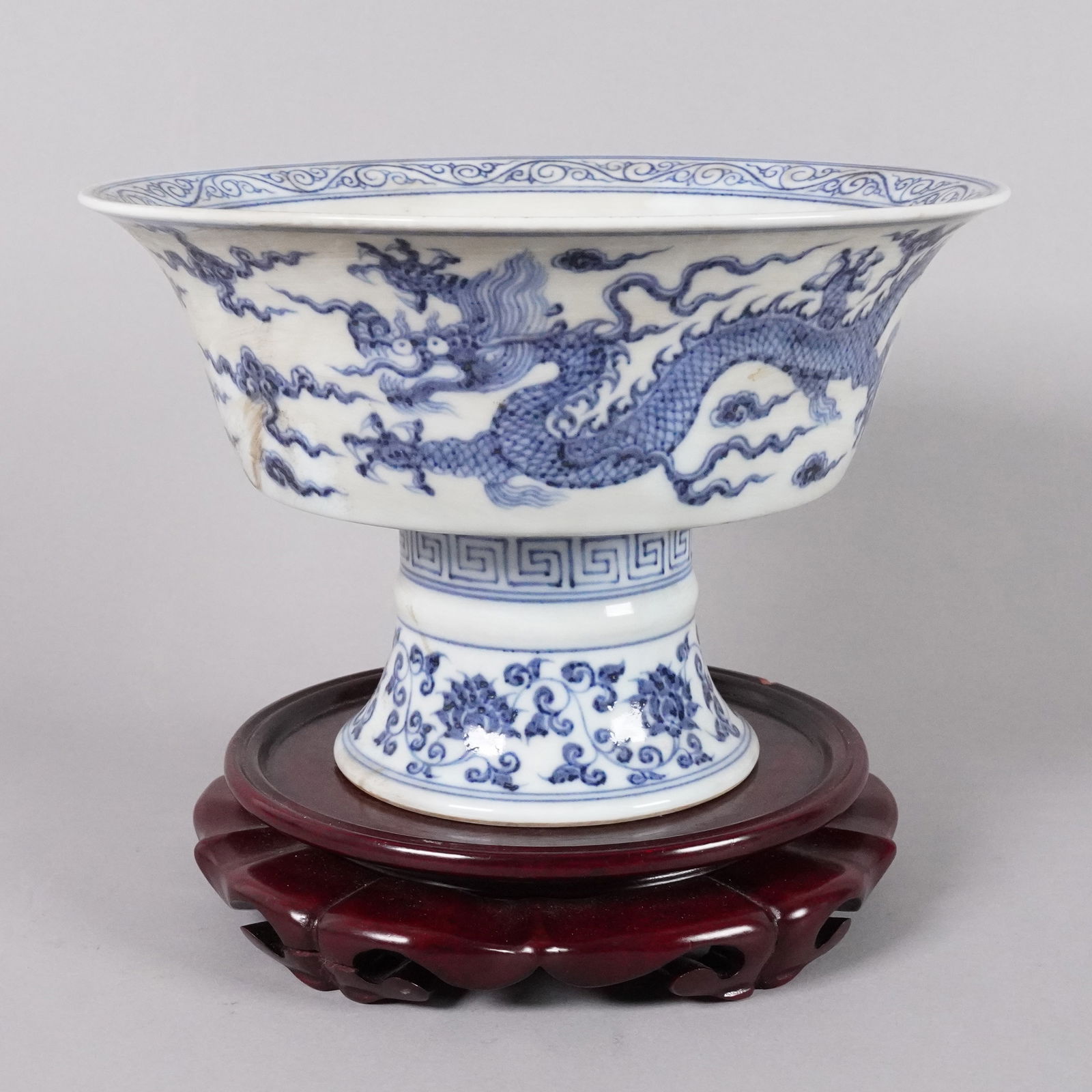 Chinese fine b/w stem bowl: Chinese fine blue and white stem bowl. H: 5.8" x W: 8.6."