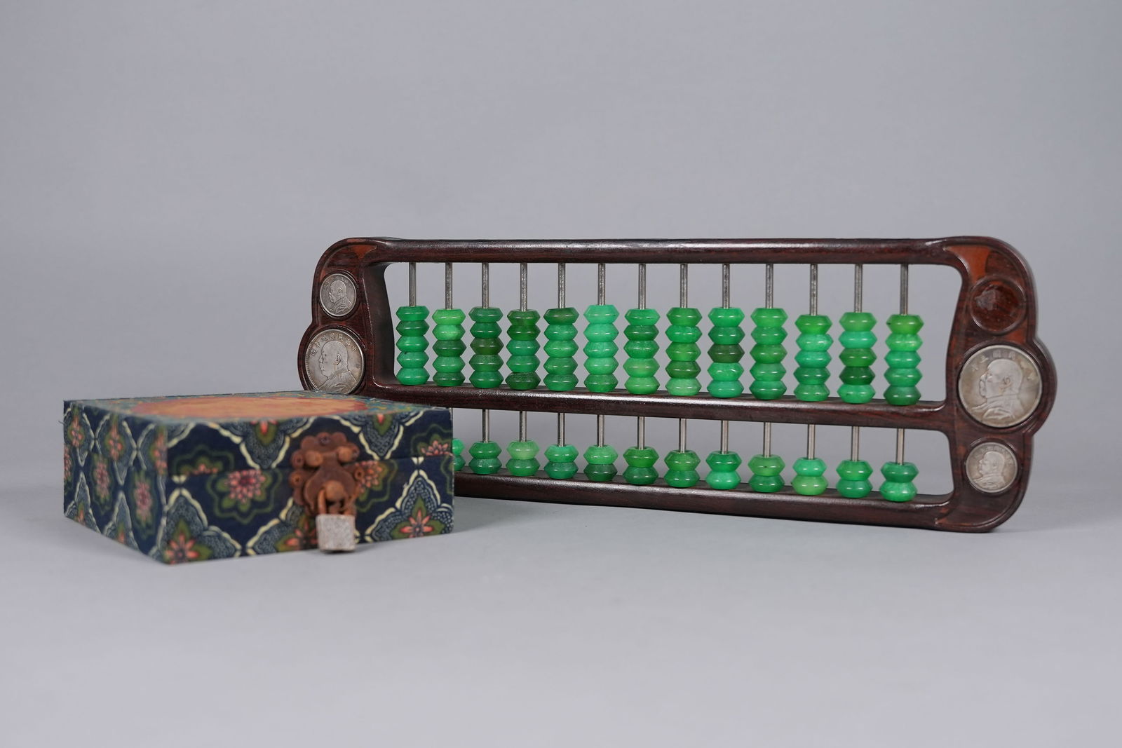 Lots Chinese items ungraded: Lots Chinese items ungraded. All sales are final.