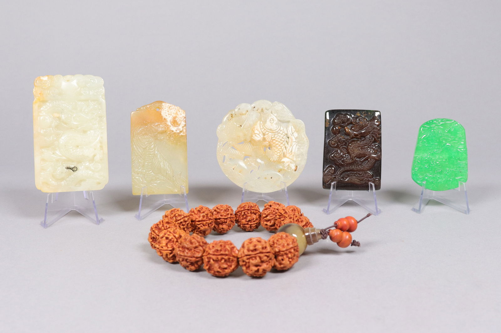 Lots Chinese currency ungraded: Lots Chinese currency ungraded, or authenticated. All sales are final. We do not guarantee grading, marking, age, and material.