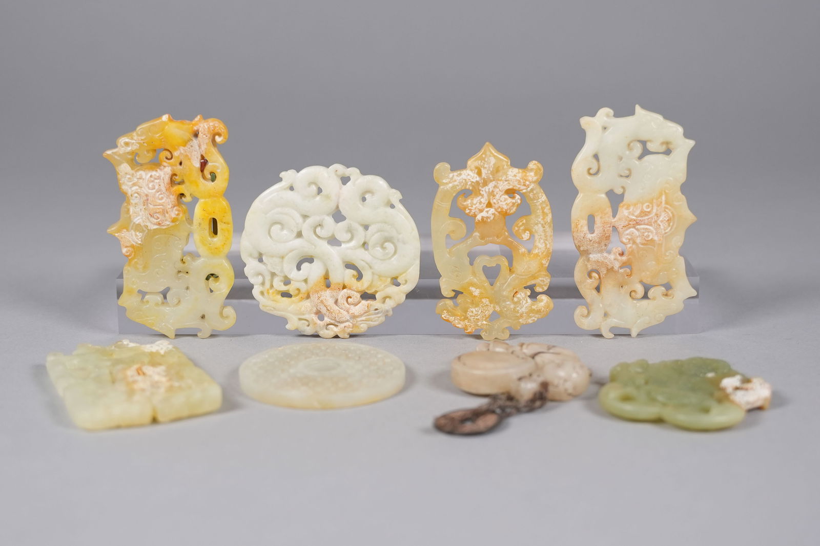 Lots Chinese carved jade (1 of 7)