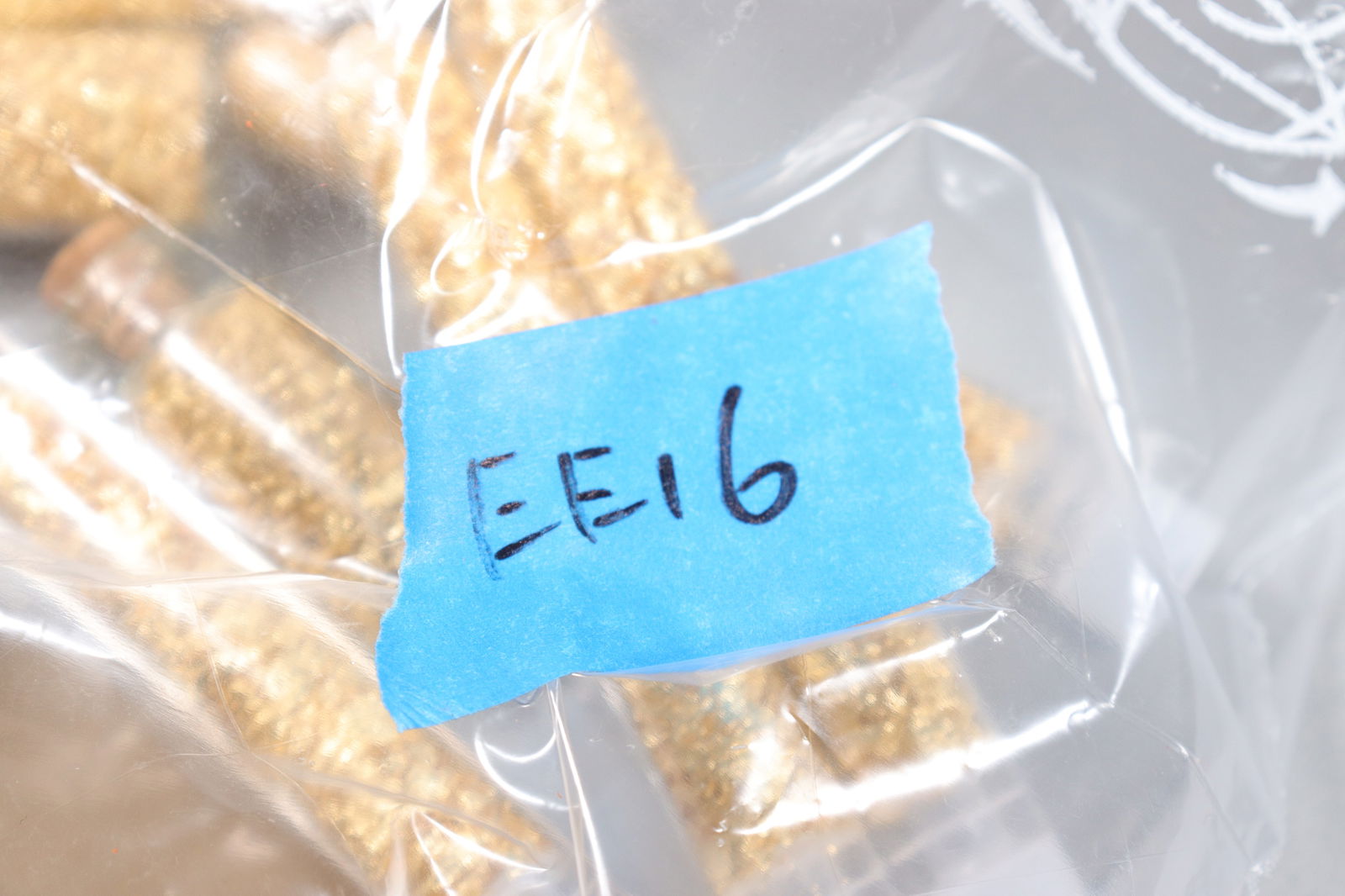 Lots gold flakes - 6