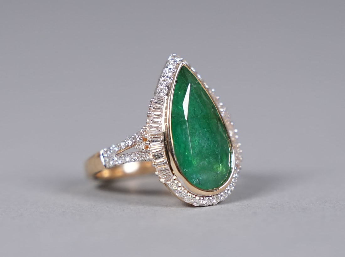 14 kt gold emerald diamond ring GIA cert (1 of 10)