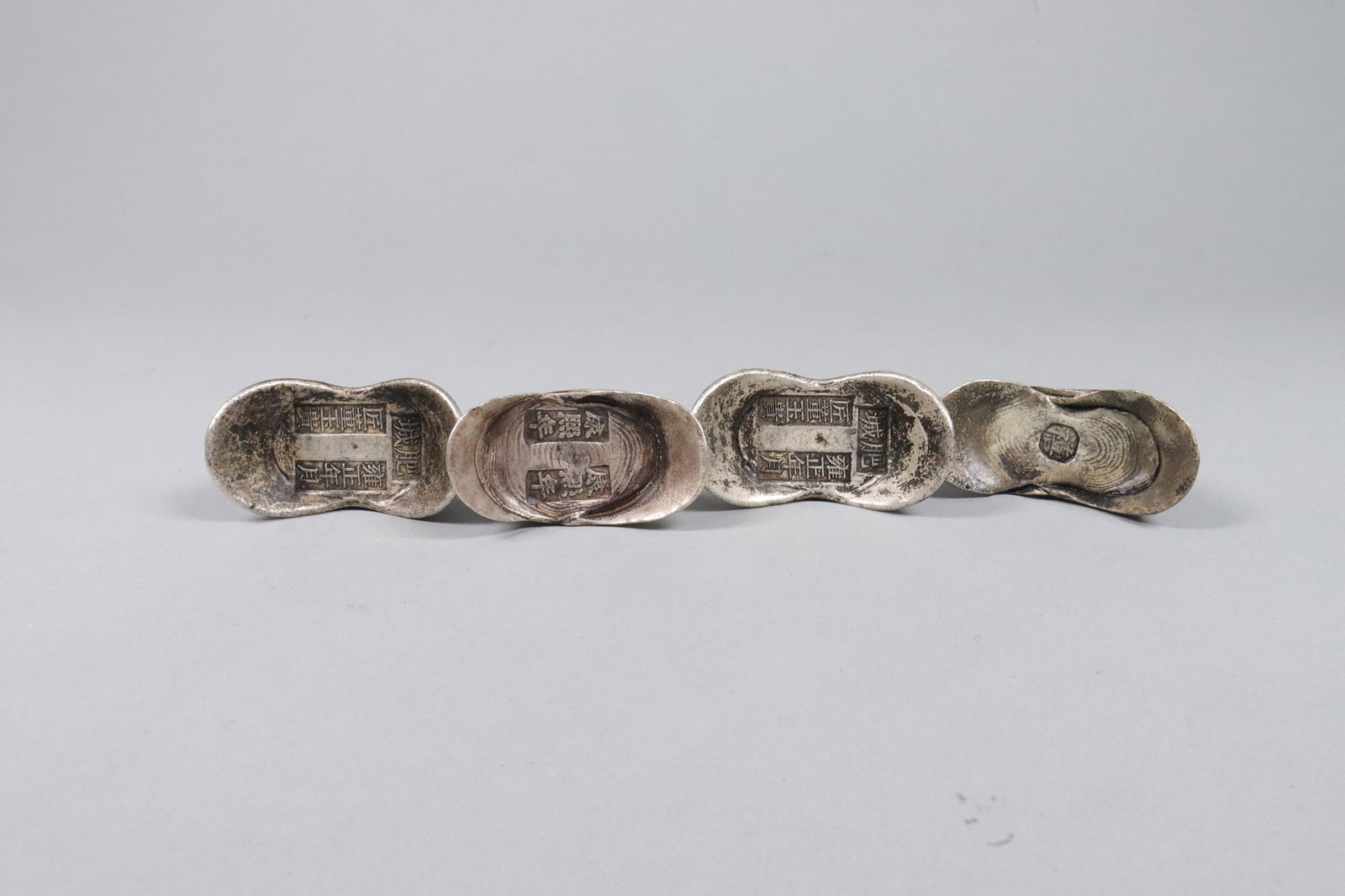 Lots Chinese ingots and currency ungraded - 5