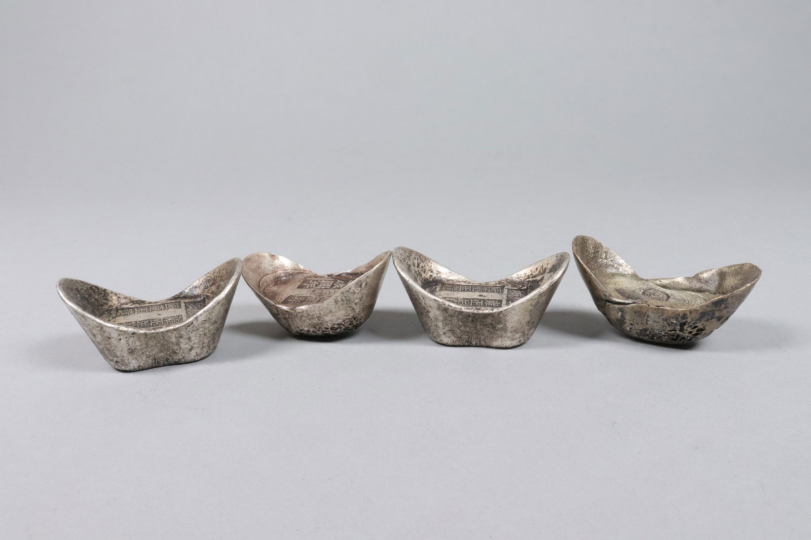 Lots Chinese ingots and currency ungraded - 6