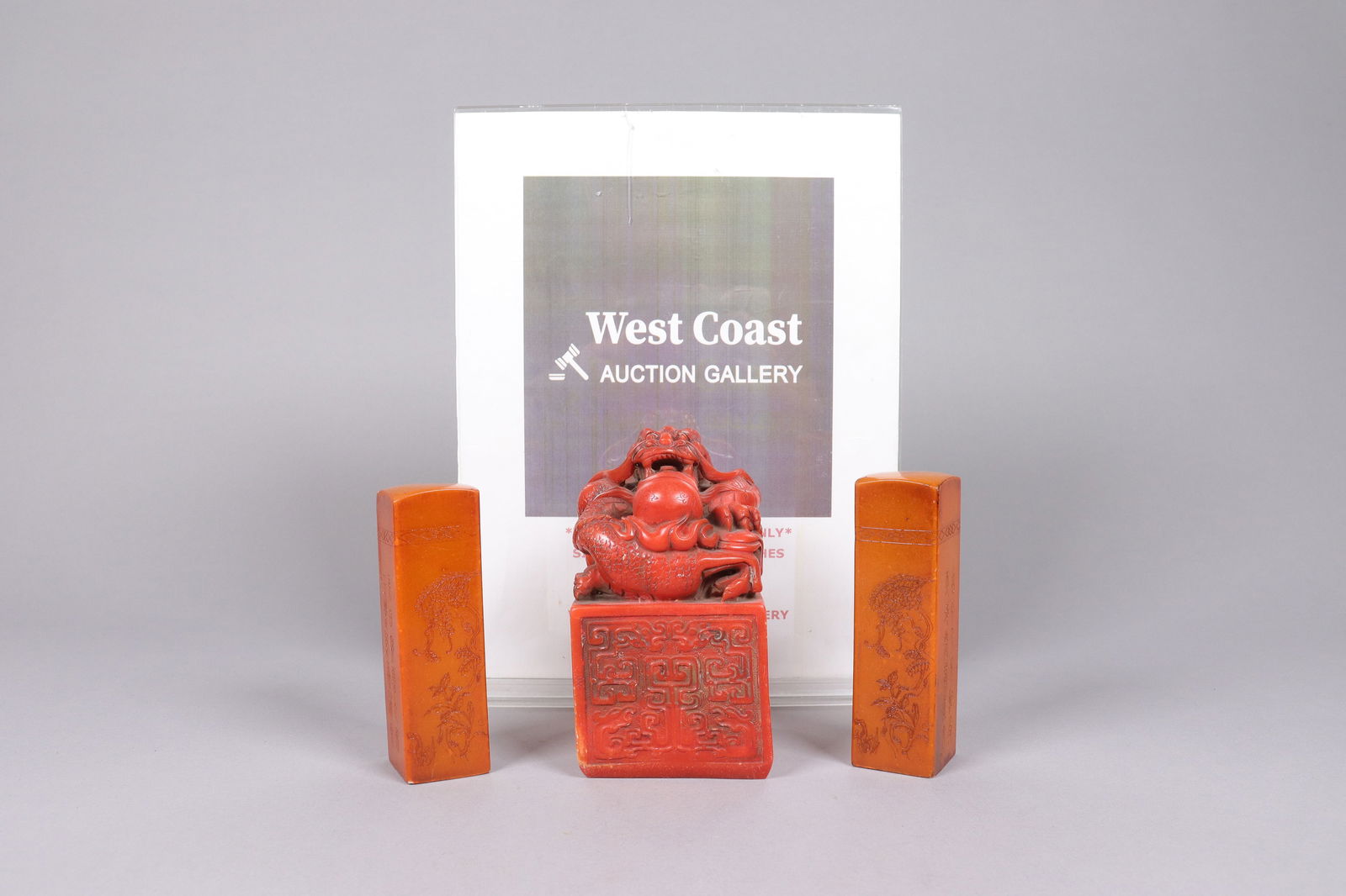 Lots Chinese carvings - 2