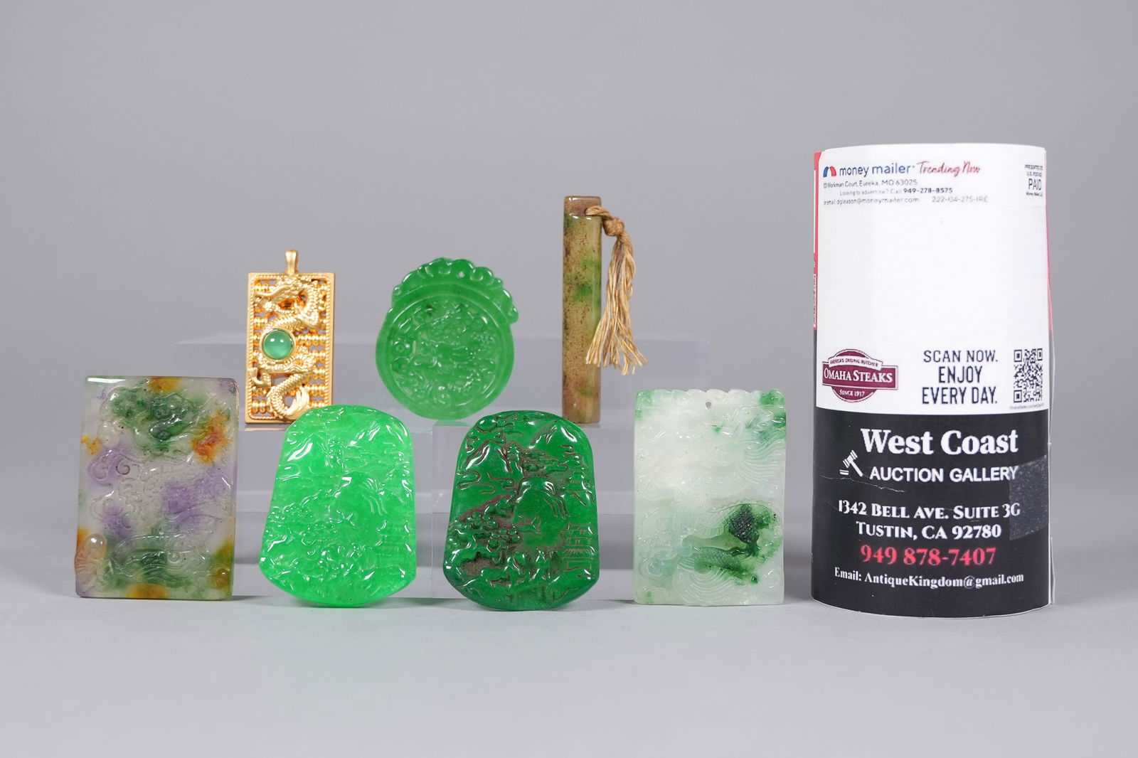 Lots Chinese fine carvings: Lots Chinese fine carvings.