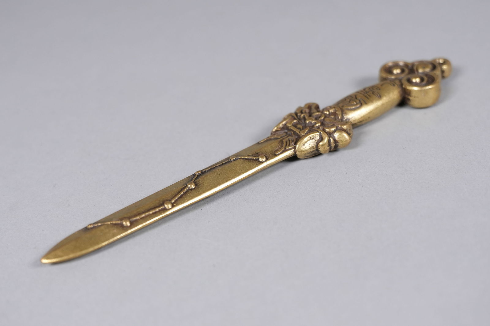 2 Asian brass items - 4