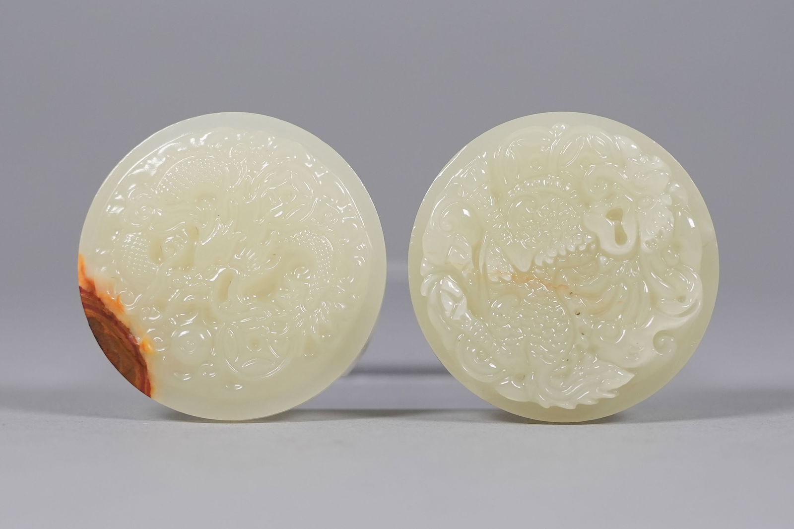 2 Chinese jade belt buckle: 2 Chinese fine jade buckle.