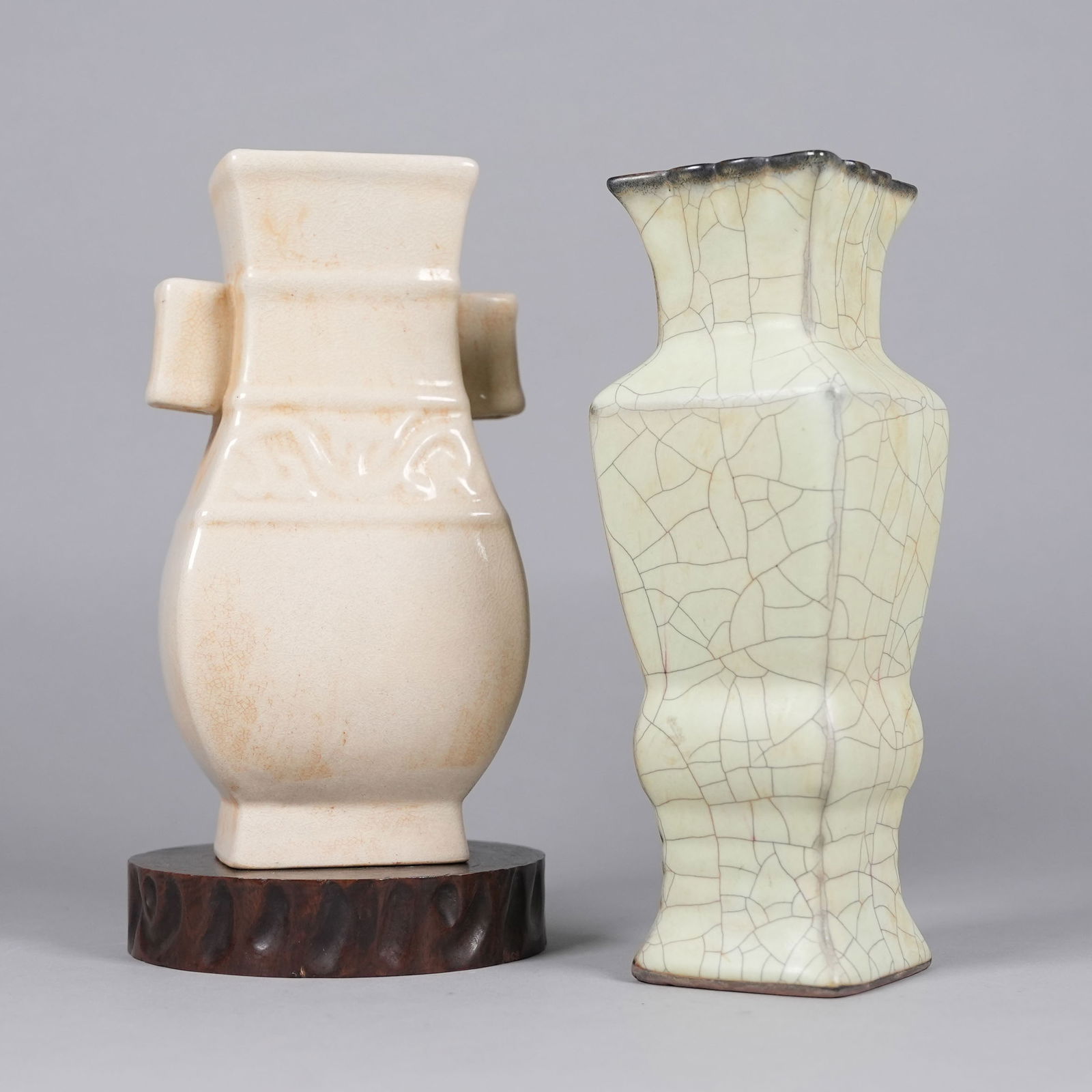 Lots Chinese fine vase: Lots Chinese fine vase, largest H: 9.1" x W: 3.2."