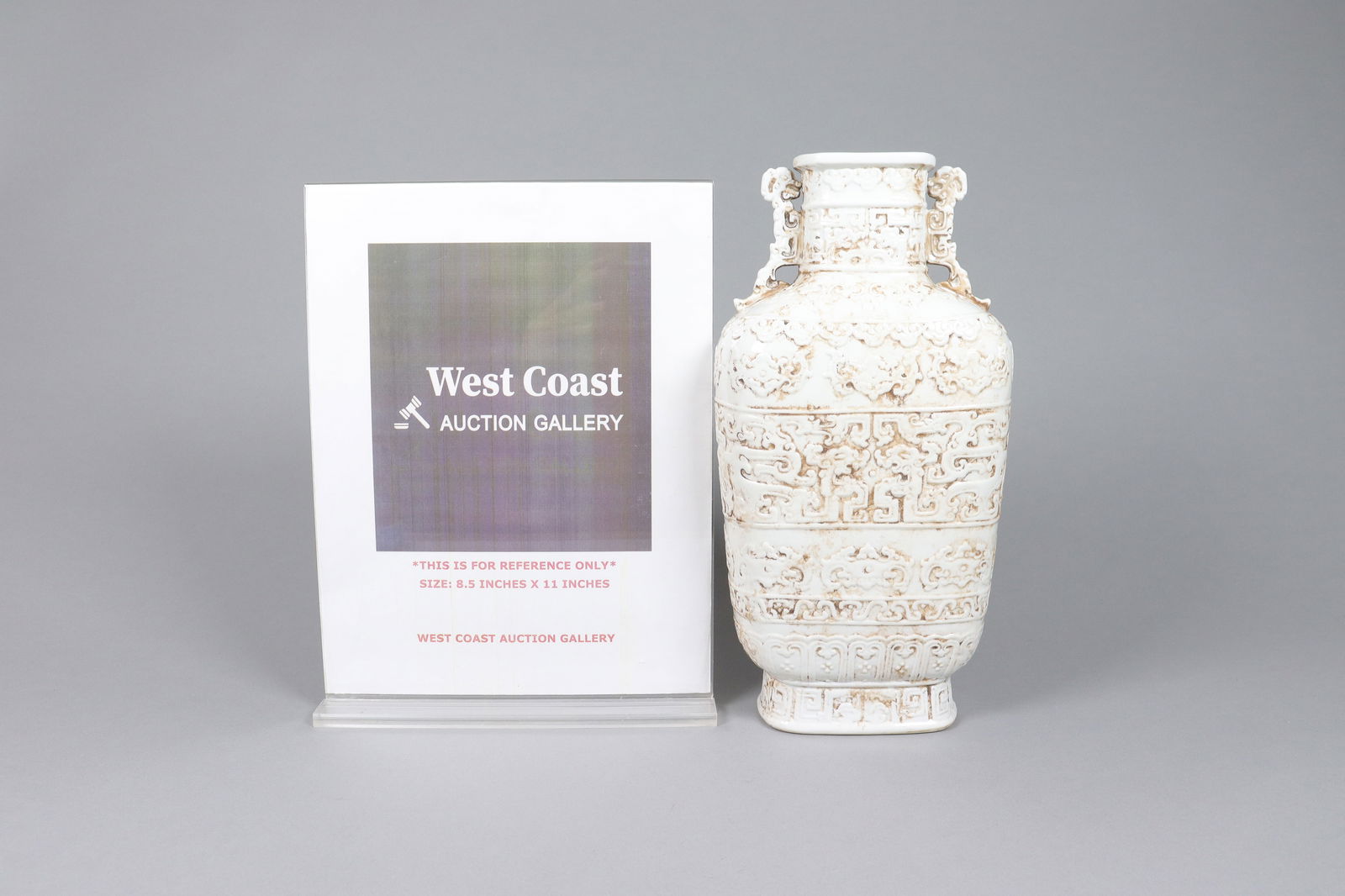 Chinese fine carved vase - 2