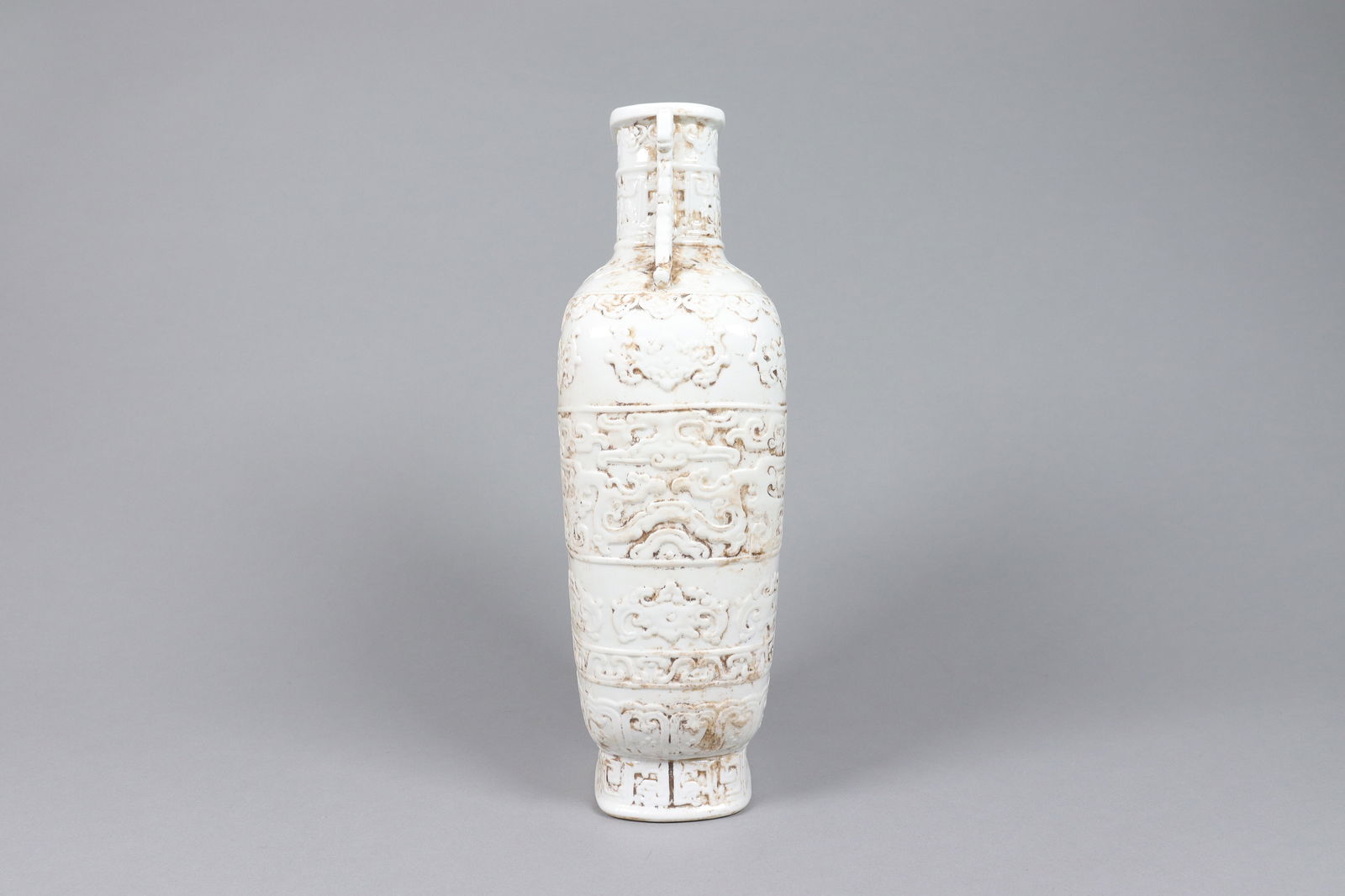 Chinese fine carved vase - 3
