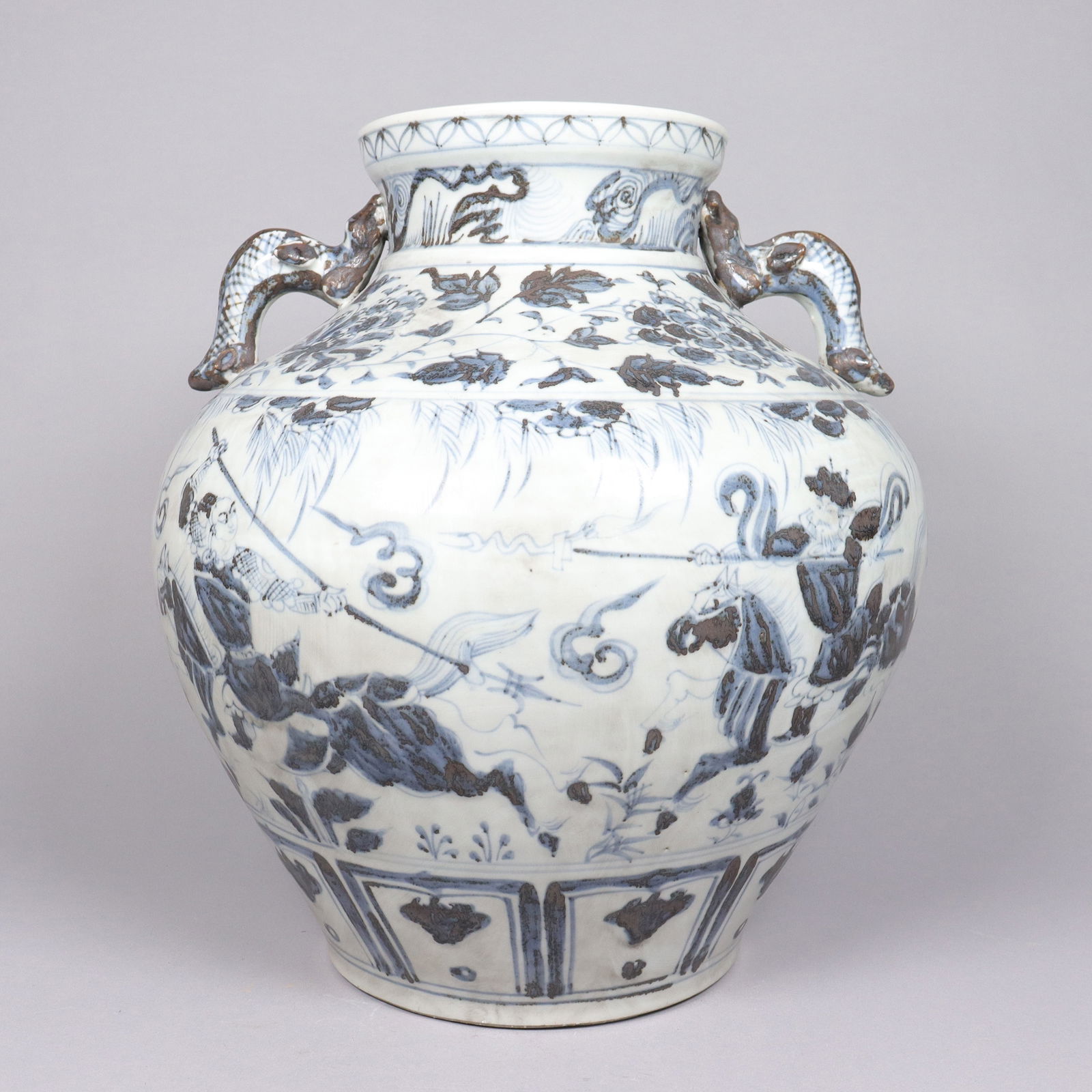 Chinese large b/w handled vase: Chinese large blue and white handled vase. H: 14" x W: 12."